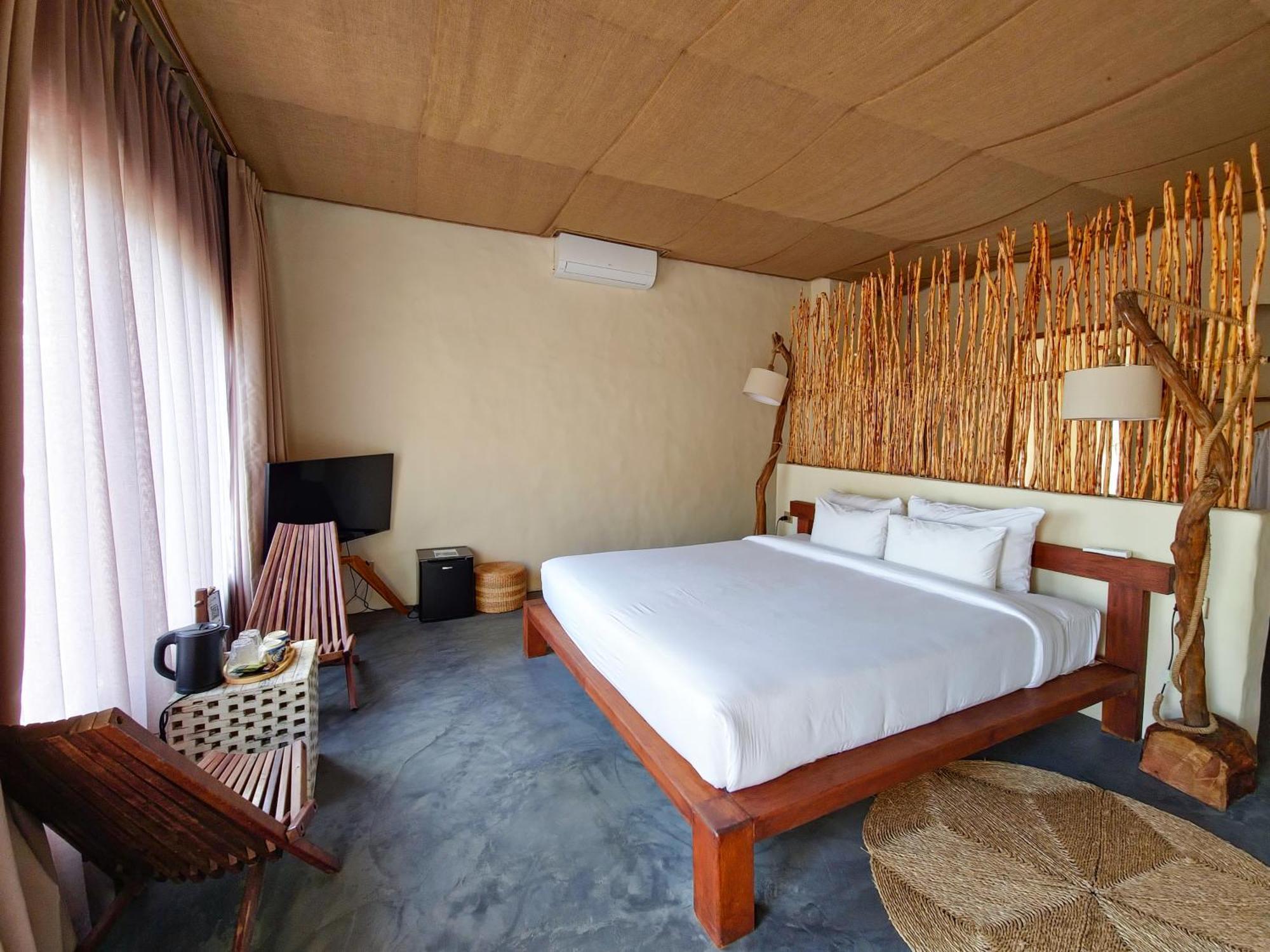 Savio Trieu Viet Vuong 3*