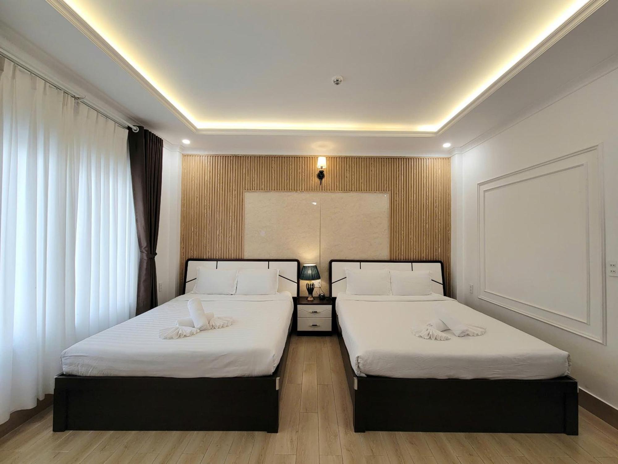 Savio Trieu Viet Vuong Hotel